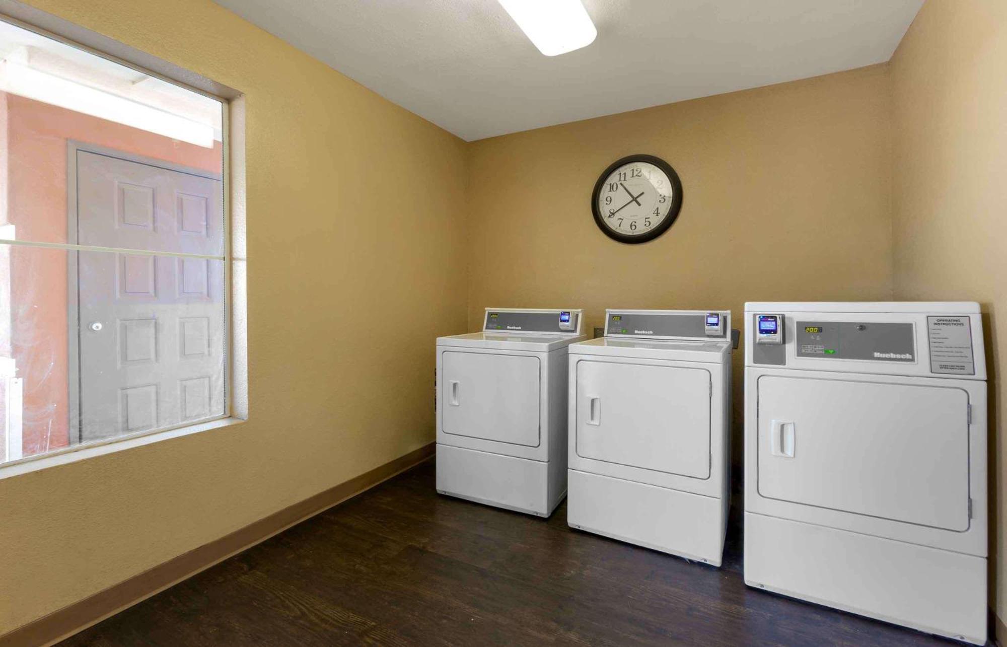Extended Stay America Suites - Phoenix - Chandler - E Chandler Blvd Eksteriør bilde